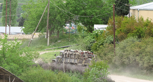 Военные в селе Тагиш, НКР. Фото Алвард Григорян для "Кавказского узла"