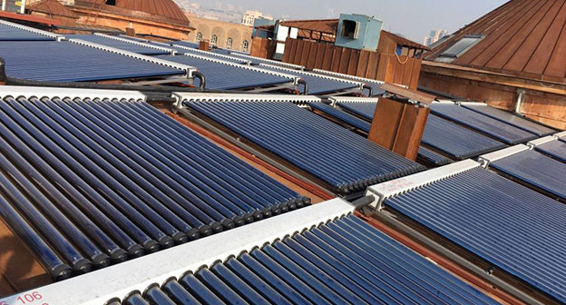 Солнечные батареи. Фото: © Айк Арутюнян, http://www.sputnikarmenia.ru/armenia/20160204/1847088.html