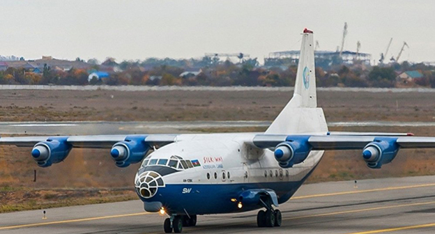 Грузовой самолет АН-12 компании Silk Way
 Фото: http://ru.sputnik.az/incidents/20160518/405231127.html