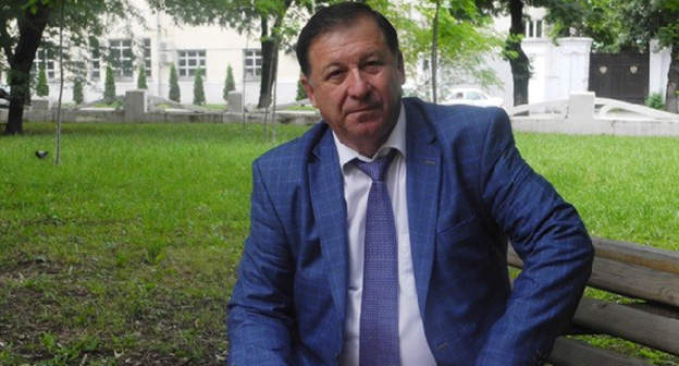 Президент МЧА Хаути Сохроков.  Фото: http://www.sknews.ru/rubriki/society/69628-v-kbr-izbran-prezident-mezhdunarodnoj-cherkesskoj-associacii.html