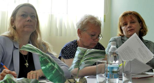 Представители общественных организаций во время встречи с руководством регионального управлении Росприроднадзора. Волгоград, 27 мая 2016 г. Фото Татьяны Филимоновой для "Кавказского узла"