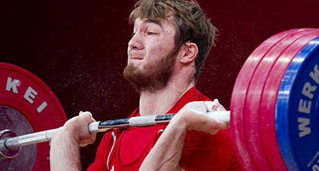 Апти Аухадов. Фото http://chechensport.com/apti-auhadov-chempion-mira/