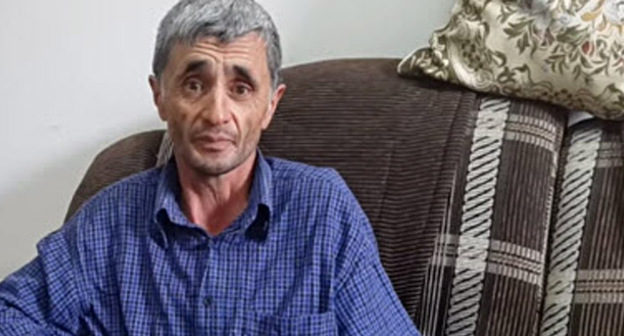 Рамазан Джалалдинов. Кадр из видео пользователя gazetachernovik https://www.youtube.com/watch?v=lIe7JKRLRXo 