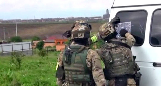 Сотрудники силовых структур. Фото http://nac.gov.ru/