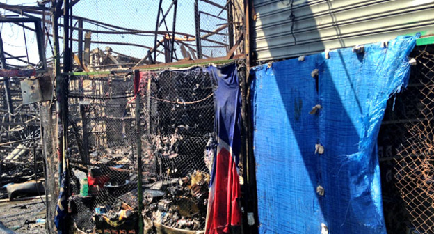 Пожар на рынке в Баку. 1 июля 2016 г. Фото Парваны Байрамовой для "Кавказского узла"