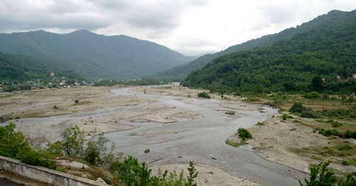 Аул Большой Кичмай в Лазаревском районе Сочи. Фото Наимы Нефляшевой http://www.kavkaz-uzel.ru/blogs/1927/posts/11532