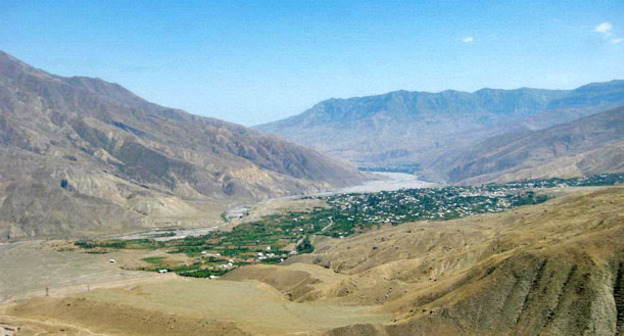 Село Мискинджа Докузпаринский район Дагестана. Фото: Ахцагьжуь Ильяс http://odnoselchane.ru/