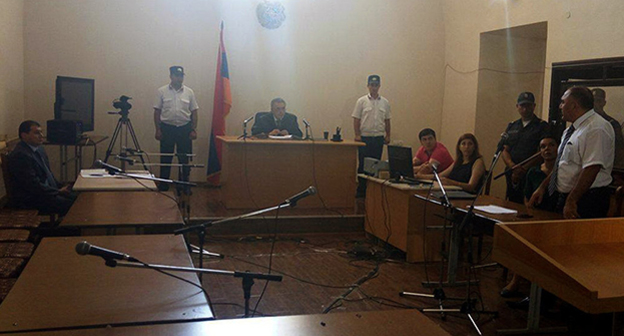 Заседание суда по делу семьи Аветисян. Фото: © Sputnik/ Armenuhi Mkhoyan http://ru.armeniasputnik.am/incidents/20160812/4637214.html