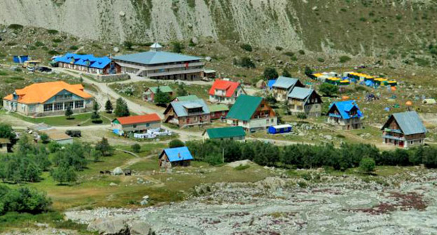 Альплагерь "Безенги". КБР. Фото http://www.bezengi.ru/