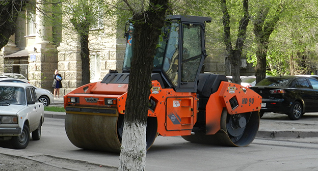Дорожная техника. Волгоград. Фото Татьяны Филимоновой для "Кавказского узла"