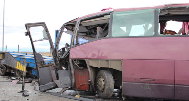 На месте ДТП автобуса Москва-Ереван. 14 октября 2016 г. Фото Эммы Марзоевой для "Кавказского узла"