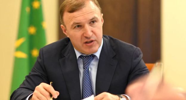 Председатель парламента республики Адыгеи. Фото:  Пресс-служба главы Республики Адыгея