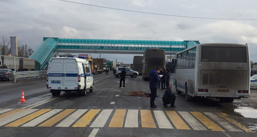 На месте происшествия. Фото пресс-службы ГУ МВД России по Волгоградской области, 
http://v1.ru/text/newsline/228238605643776.html