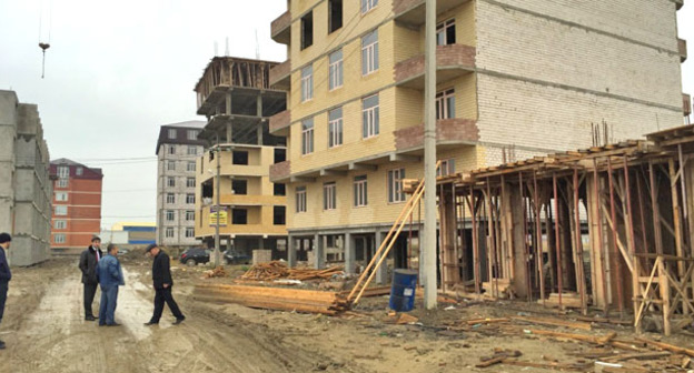 Строительство многоэтажных домов в Махачкале. Фото http://www.riadagestan.ru/