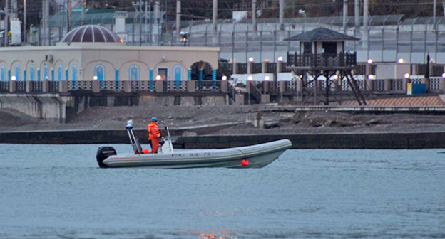 Поисково-спасательная работа на месте крушения Ту-154. 26 декабря 2016 г. Фото: Sputnik/Нина Зотина