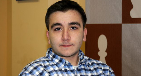 Эльтадж Сафарли. Фото http://chesspro.ru/_events/2011/barskii1_mos.html