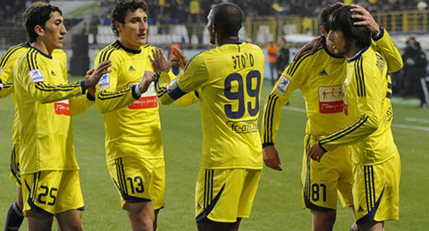 Игроки футбольного клуба «Анжи». Фото http://www.fc-anji.ru/