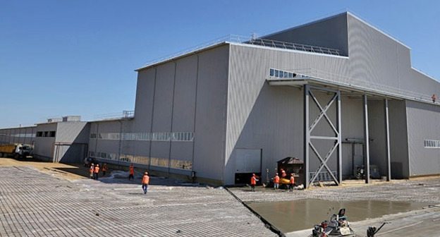 Завод по производству напольной плитки и керамического кирпича в Кумторкалинском районе Дагестана. Фото http://www.riadagestan.ru/