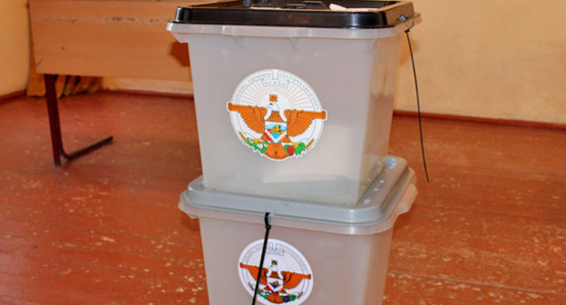 Урны для голосования. Нагорный Карабах, 20 февраля 2017 г. Фото Алвард Григорян для "Кавказского узла"