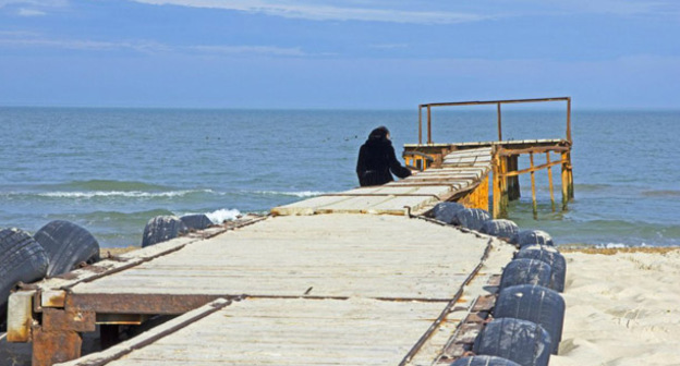 Пирс. Каспийск, Дагестан. Фото: Зарема Алиева http://www.odnoselchane.ru