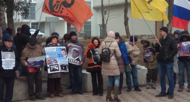 Участники акции памяти Немцова. Ростов-на-Дону, 26 февраля 2017 года. Фото Константина Волгина для "Кавказского узла".