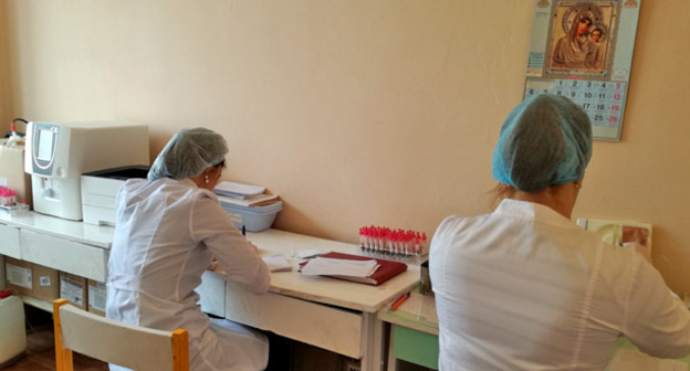 Лабораторная служба в одном из ЛПУ Владикавказа. Фото Эммы Марзоевой для "Кавказского узла"