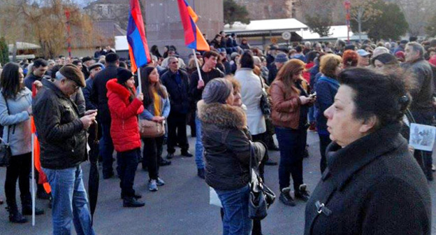 Активисты на площади Свободы. Ереван, 17 марта 2017 г. Фото Армине Мартиросян для "Кавказского узла"