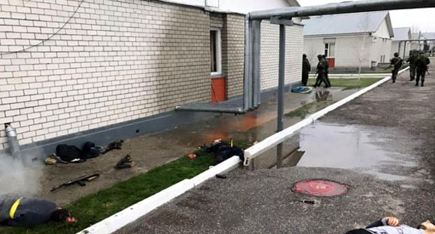 Убитые при нападении на КПП в Наурском районе. 24 марта 2017 г. Фото корреспондента "Кавказского узла"