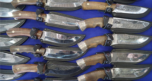 Изделия на выставке «Клинок» ООО ПП "Кизляр".  Фото корреспондент КУ