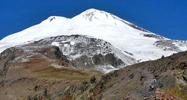 Эльбрус, Кабардино-Балкария. Фото http://www.region-07.ru/
