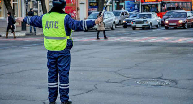 Сотрудник ДПС. Фото: Роман Быков / Югополис