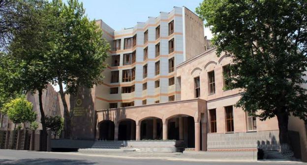 Здание Следственного комитета Армении. Фото http://rus.azatutyun.am/a/27609643.html