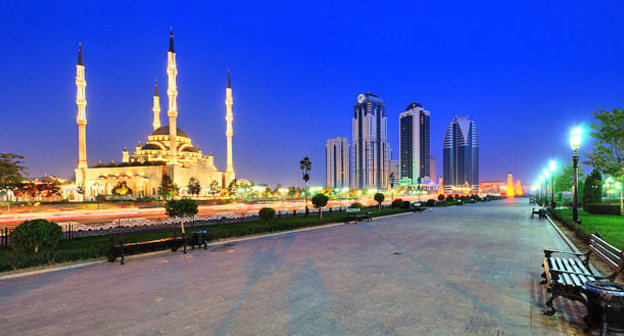 Грозный. Фото: Тимур Агиров http://timag82.livejournal.com/66821.html