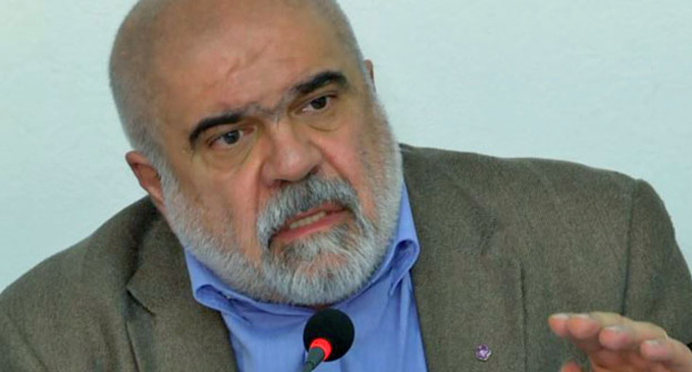 Политолог Александр Искандарян. Фото: RFE/RL