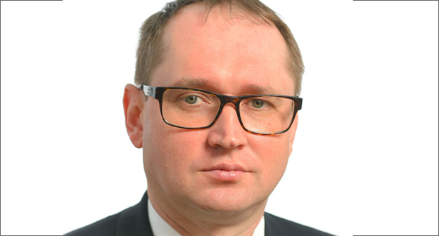  Олег Топоров. Фото http://www.adygheya.ru/ministers/departments/ministerstvo-ekonomicheskogo-razvitiya-i-torgovli/