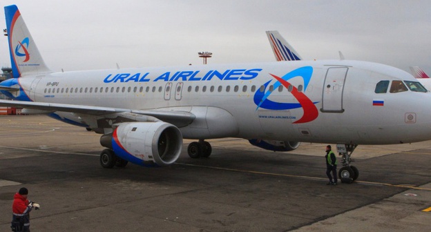 Борт компании "Уральские авиалинии" Фото http://p-14-9.ru/28/2017-03-27-5.php