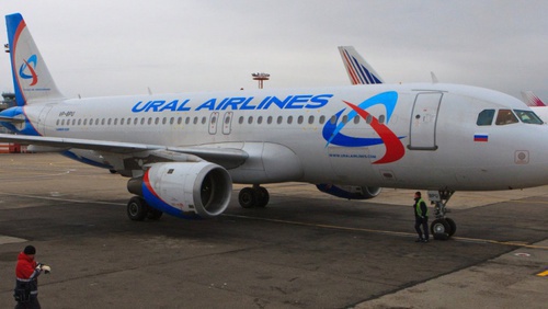 Борт компании "Уральские авиалинии" Фото http://p-14-9.ru/28/2017-03-27-5.php