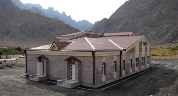 Контрольно-пропускной пункт "Мегри". Фото http://ru.aravot.am/2012/03/06/160377/?s=