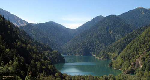 Гагрский район Абхазии. Фото https://nation-news.ru/264310-abhazskie-spasateli-vyzvolili-iz-kanona-pyateryh-turistov-iz-rossii