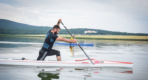 Грузинский каноист Заза Надирадзе. Фото © Sputnik/ Denis Aslanov
https://sputnik-georgia.ru/sport/20170528/236128918/Gruzinskij-kanoist-zavoeval-serebro-na-jetape-Kubka-Mira.html