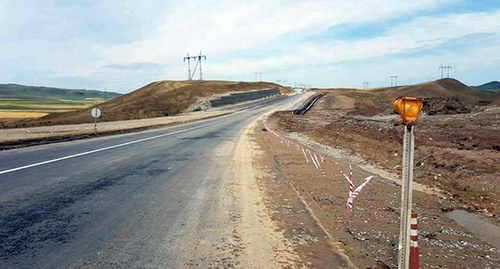 Магистраль Баку-Шамахы-Евлах. Фото  http://geopressa.ru/81108-vosstanovleno-dvizhenie-na-magistrali-baku-shamahy-evlah-foto.html