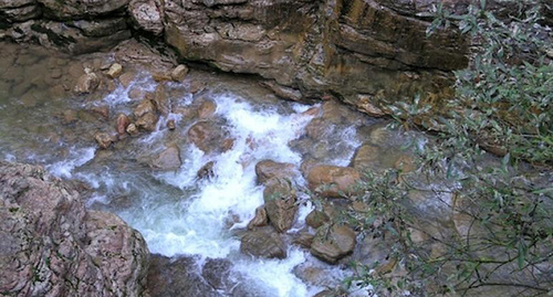 Река Белая. Фото: Юрий Гречко / Югополис  http://www.yugopolis.ru/news/incidents/2010/08/05/4701/proisshestviya