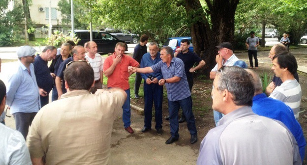 Митинг ветеранов в Сухуме. 11 июня 2017 г. Фото Дмитрия Статейнова для "Кавказского узла"