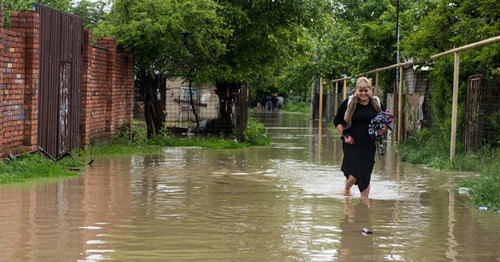 Подтопление в селе Левокумка Ставропольского края. Фото Антона Подгайко, Юга.ру