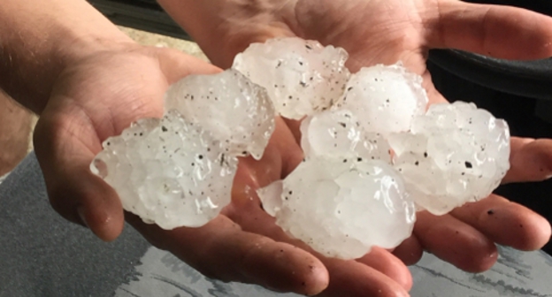 Град в Мостовском районе, 27 июня 2017 года. Фото: https://www.instagram.com/ksenia_abasova92/