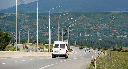 Дорога в Грузии. фото - Александр Имедашвили, NEWSGEORGIA
 https://sputnik-georgia.ru/economy/20110423/213891840.html