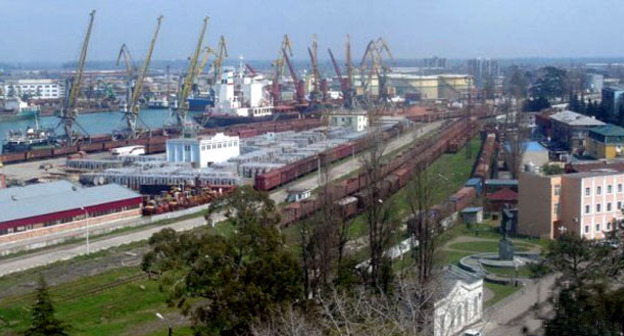 Порт Поти. Фото https://sputnik-georgia.ru