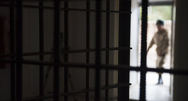 Тюремная решетка Фото © Sputnik. Табылды Кадырбеков
http://sputnik-abkhazia.ru/Abkhazia/20170703/1021375828/zaderzhannye-sbezhali-iz-ivs-ovd-po-ochamchyrskomu-rajonuu.html