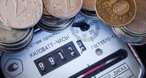 Старый электросчетчик. Фото: http://www.mrsk-sk.ru/press_center/company_news/detail.php?ID=21352 Старый электросчетчик. Фото: http://www.mrsk-sk.ru/press_center/company_news/detail.php?ID=21352