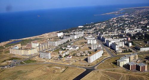 Каспийск с высоты птичьего полёта. Фото © салават хайрзаманов, http://photogoroda.com/photo-goroda-kaspijsk-photo-city-3649.html#

